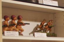 bakudan_sanyushi_figurines.jpg