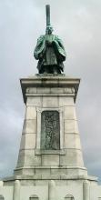 emperor_kameyama_statue.jpg